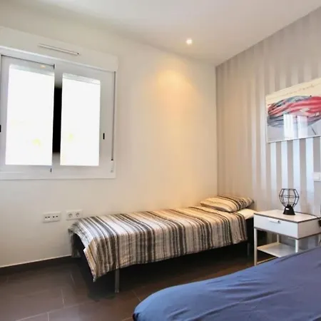 Modern Ground Floor Bungalow In Aguas Nuevas *
